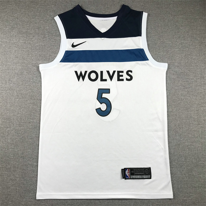 Wolf Embroidery White