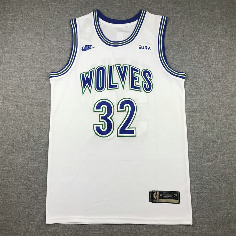 Wolf Embroidery Classic White