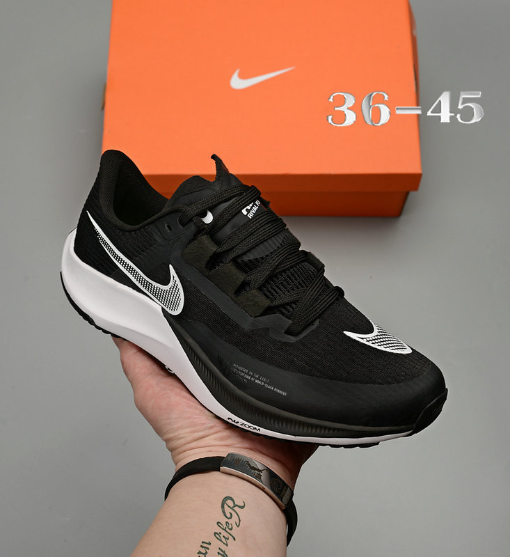 Zoom W7 Shoes-50