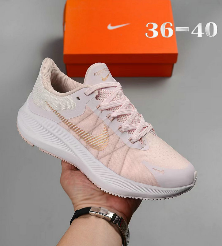 Zoom W8 Women's Shoes-61