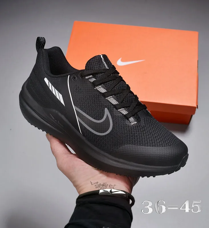 Zoom W11X Shoes-151