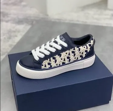 DR Low shoes-147