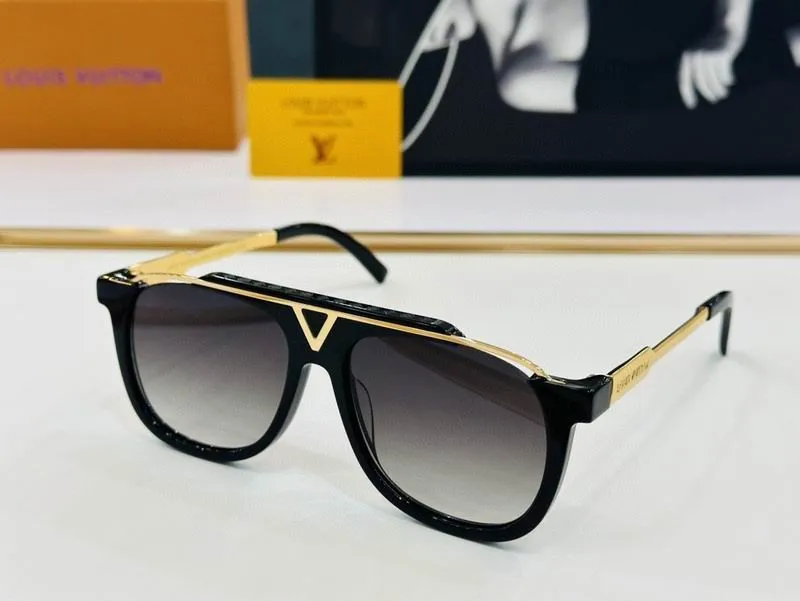 L Sunglasses AAA-382