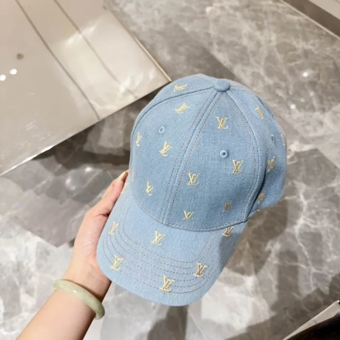 L hats-209