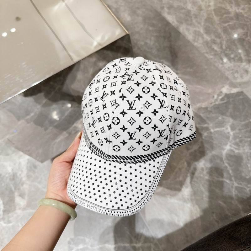 L hats-210