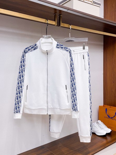 Dr Tracksuit-21