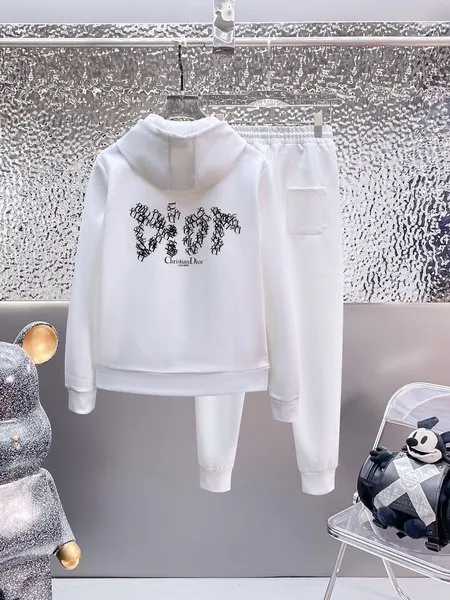 Dr Tracksuit-63