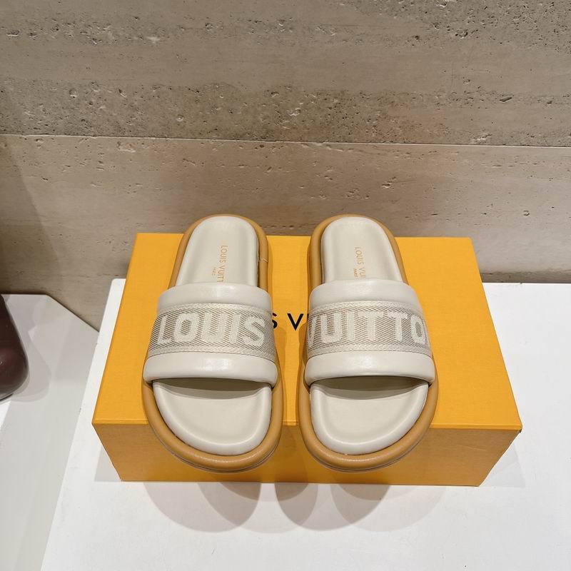 L Slippers-118