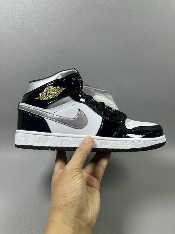 J1 High-271