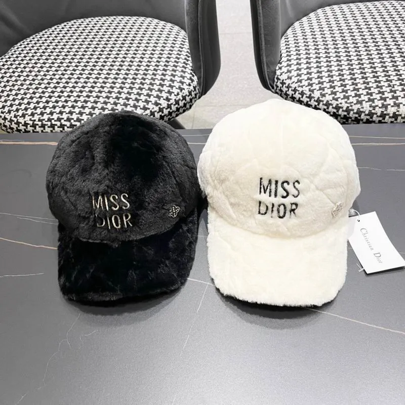 DR hats-87