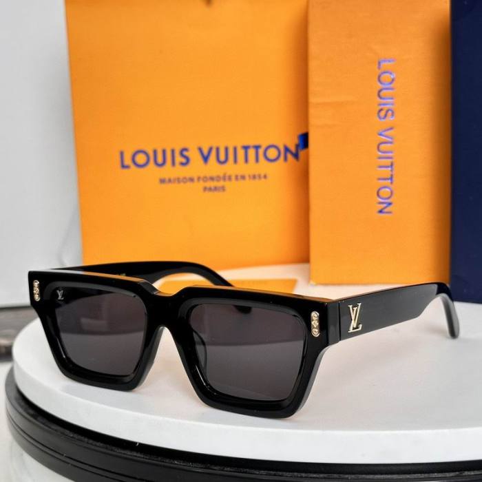 L Sunglasses AAA-574