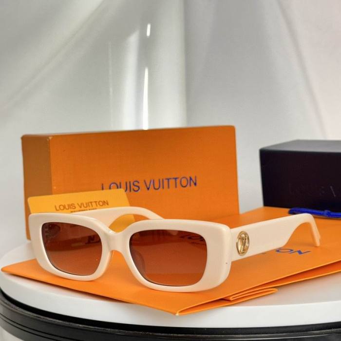 L Sunglasses AAA-582