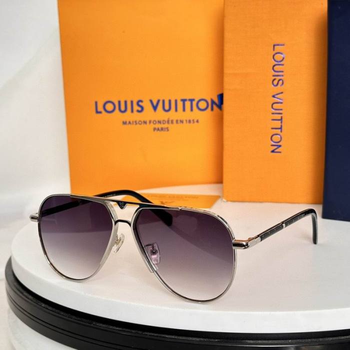 L Sunglasses AAA-576