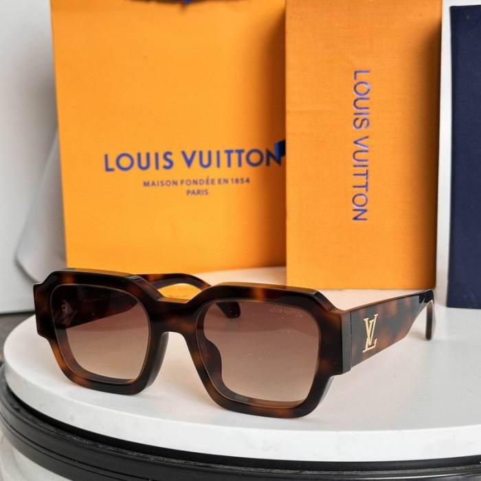L Sunglasses AAA-567