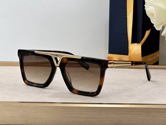 L Sunglasses AAA-641