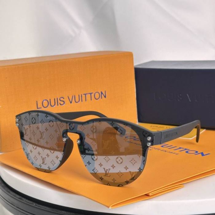 L Sunglasses AAA-636