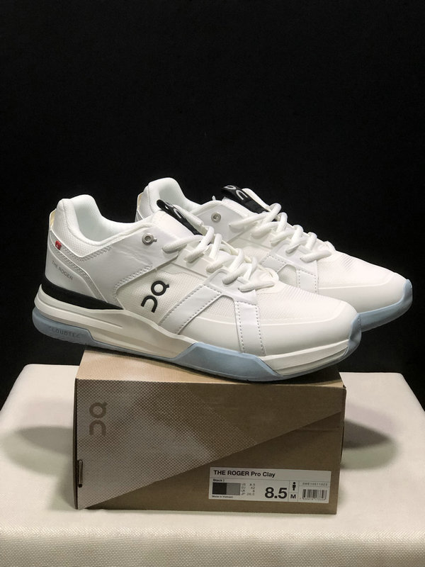 On THE ROGER Clubhouse Shoes-10
