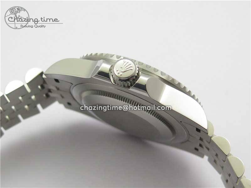 GMT-Master II 126710 BLNR Black/Blue 