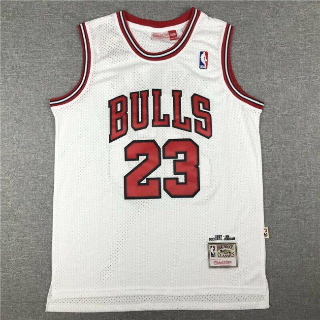 Retro 97 98 Michael Jordan # 23 Chicago Bulls Basketball Jersey Stitched White