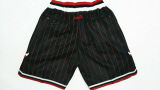 Vintage Chicago Bulls Basketball Stitched Shorts Gold Label Striped BULLS