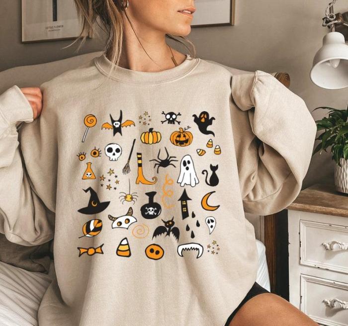 Halloween Shirts for Women, Women's Fall Pumpkin Halloween Shirt, Cute Halloween Party T-shirt, Trick or treat costume, Halloween sweatshirt