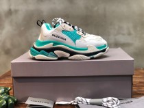 Balenciaga  Shoes Sneakers Luxury Brand   TRIPLE-S   Sneaker with Original Box