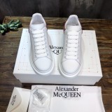 Alexander McQueen Mens Shoes Fashion Sneakers Unisex Design Luxury Brand Oversized Sneaker with Box