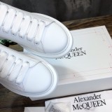 Alexander McQueen Mens Shoes Fashion Sneakers Unisex Design Luxury Brand Oversized Sneaker with Box