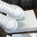 Alexander McQueen Mens Shoes Fashion Sneakers Unisex Design Luxury Brand Oversized Sneaker with Box