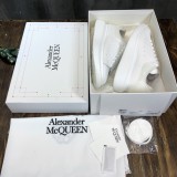 Alexander McQueen Mens Shoes Fashion Sneakers Unisex Design Luxury Brand Oversized Sneaker with Box