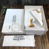 Alexander McQueen Mens Shoes Fashion Sneakers Unisex Design Luxury Brand Oversized Sneaker with Box