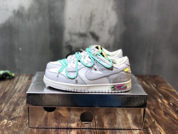 Nike SB Dunk Low Retro White/Black Sneakers Men Womens Shoes with Original Box