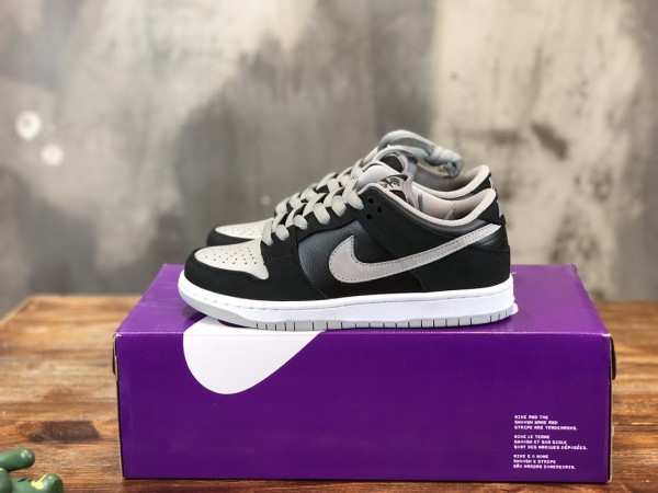 Nike SB Dunk Low Retro White/Black Sneakers Men Womens Shoes with Original Box