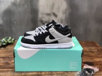 Nike SB Dunk Low Retro White/Black Sneakers Men Womens Shoes with Original Box