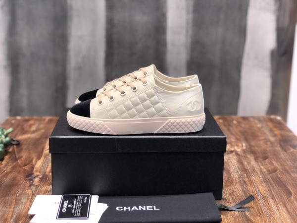 Chanel Casual Sneaker with Laces Low top Leather Woman Shoes with box