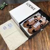 2021 early spring LOEWE couples white shoes purchase version running volume