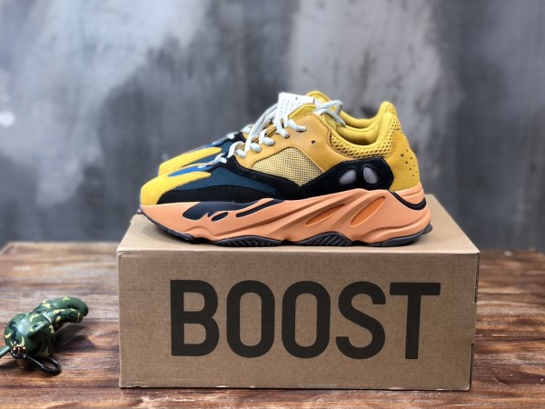 Yeezy Boost 700 OG Wave Runner Sneakers Men Womens Shoes