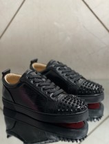 Christian Louboutin Mens Shoes Luxury Brand Red Bottom Design Louis Junior Spikes Flat with Original Box CL sneakers