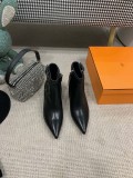 Hermès pointed toe stiletto design imported cashmere lining ankle boots