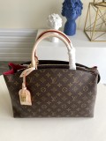 Louis Vuitton Womens Bags Shoulder Messenger Bags Luxury Cross Body Handbag Calfskin leather with Original Box M45898