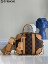 Louis Vuitton Womens Bags Shoulder Messenger Bags Luxury Cross Body Handbag Calfskin leather with Original Box N50065