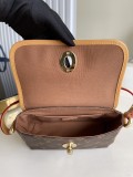 Louis Vuitton Womens Bags Shoulder Messenger Bags Luxury Cross Body Handbag Calfskin leather with Original Box M40078