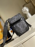 Louis Vuitton Womens Bags Shoulder Messenger Bags Luxury Cross Body Handbag Calfskin leather with Original Box M45650