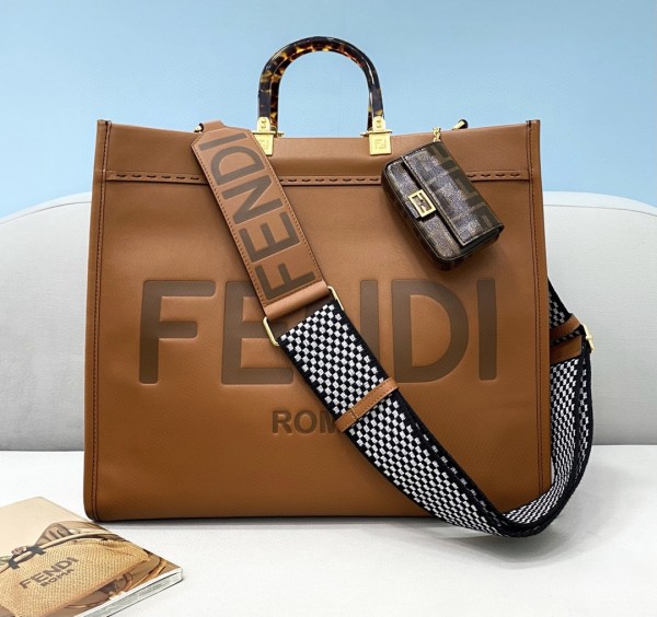 Fendi  Womens Bags Shoulder Messenger Bags Luxury Cross Body Handbag Calfskin leather with naOrigil Box