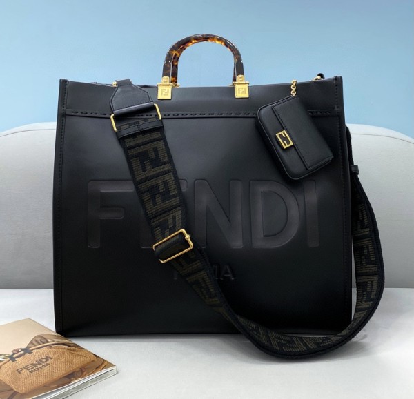 Fendi  Womens Bags Shoulder Messenger Bags Luxury Cross Body Handbag Calfskin leather with naOrigil Box