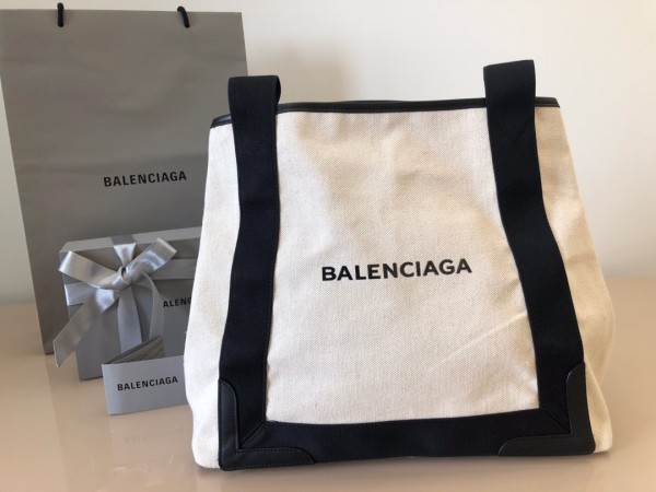 Balenciaga  Womens Bags Shoulder Messenger Bags Luxury Cross Body Handbag Calfskin leather with naOrigil Box