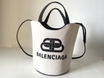 Balenciaga  Womens Bags Shoulder Messenger Bags Luxury Cross Body Handbag Calfskin leather with naOrigil Box