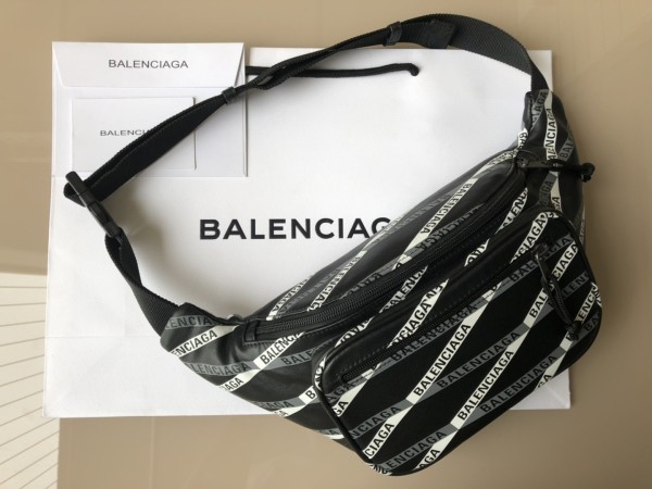 Balenciaga  Womens Bags Shoulder Messenger Bags Luxury Cross Body Handbag Calfskin leather with naOrigil Box