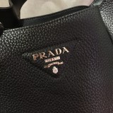 Prada Womens Bags Shoulder Messenger Bags Luxury Cross Body Handbag Calfskin leather with naOrigil Box