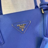 Prada Womens Bags Shoulder Messenger Bags Luxury Cross Body Handbag Calfskin leather with naOrigil Box